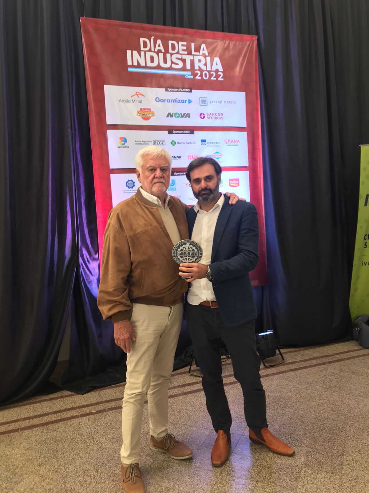 Tutto Porkys recibió la Distinción al Mérito Industrial 2022 Tutto Porkys recibió la Distinción al Mérito Industrial 2022