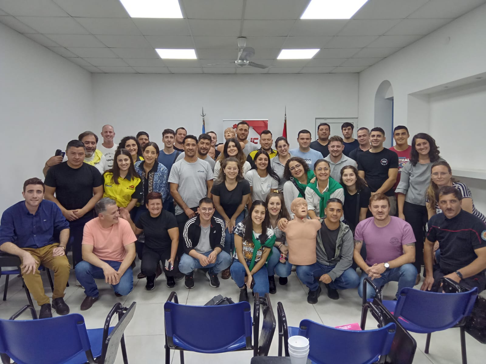 Primeros auxilios, con los Bomberos Voluntarios